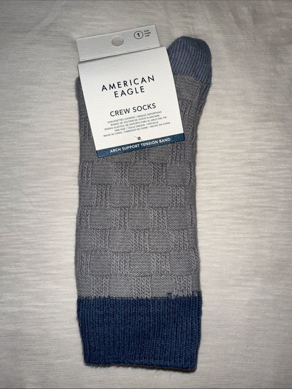 AE Men’s Blue Gray Check Knit Crew Cotton Blend Socks